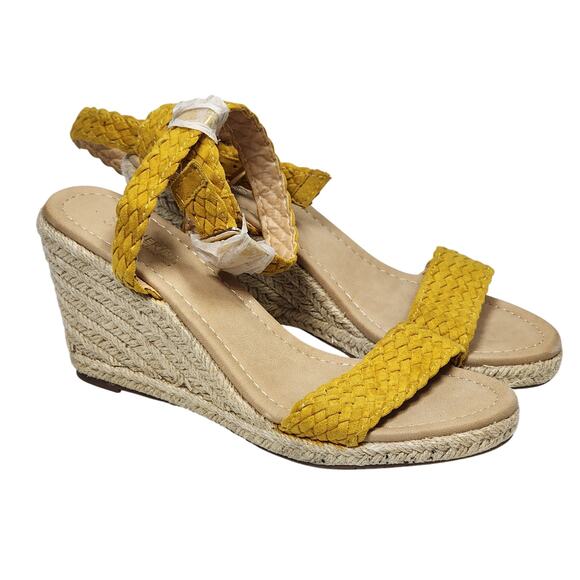 Catherine Malandrino 7.5 Yellow Wedge Sandals - Picture 3 of 6